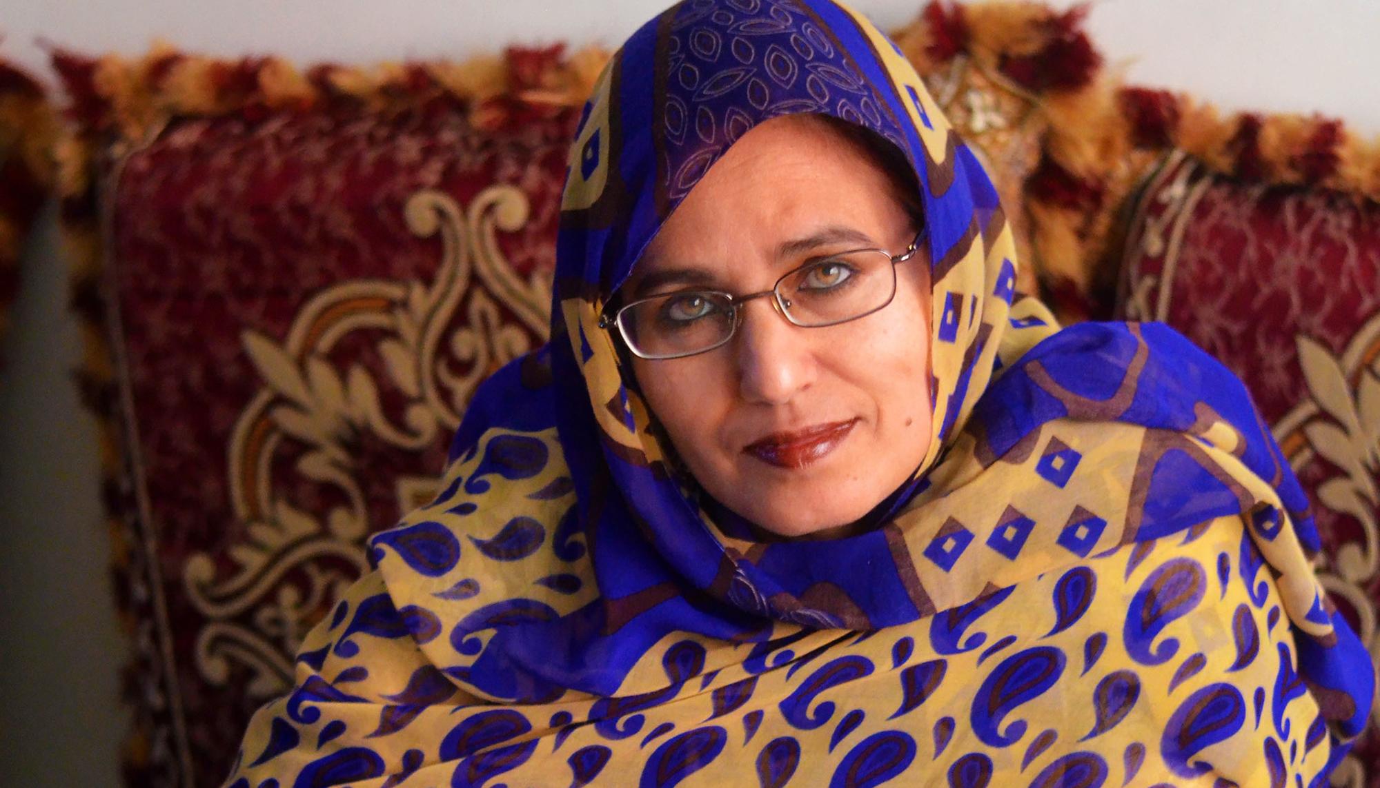 periodista y escritora saharaui Fatma Galia